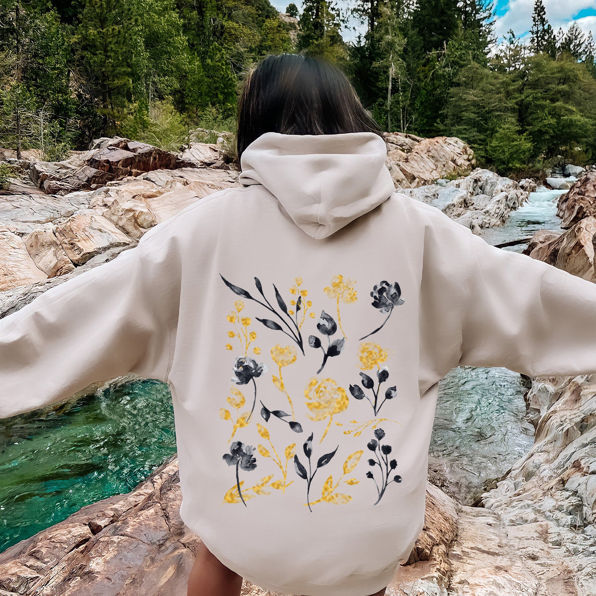 Botanical Pattern Floral Outlines Flower Nature Inspired Garden Sketch Edition Collection Hoodie