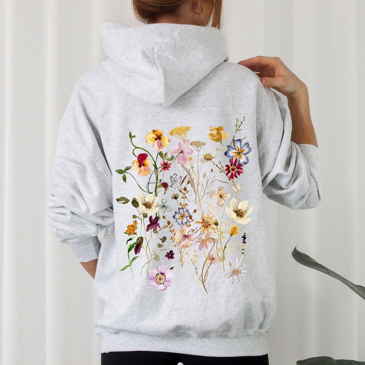 Clover Meadow Pressed Flower Modern Botanical Artwork With Delicate Petal Motif Hoodie