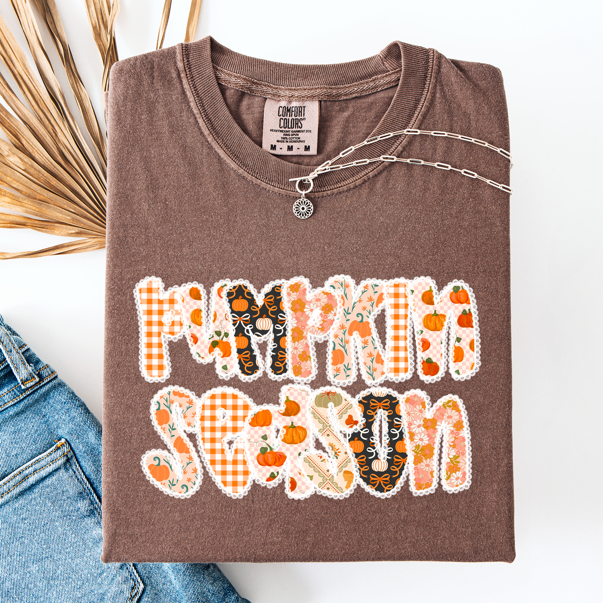 Pumpkin Season Leopard Print Watercolor Bouquet Pattern With Classic Autumn Vibe Comfort Colors Tee