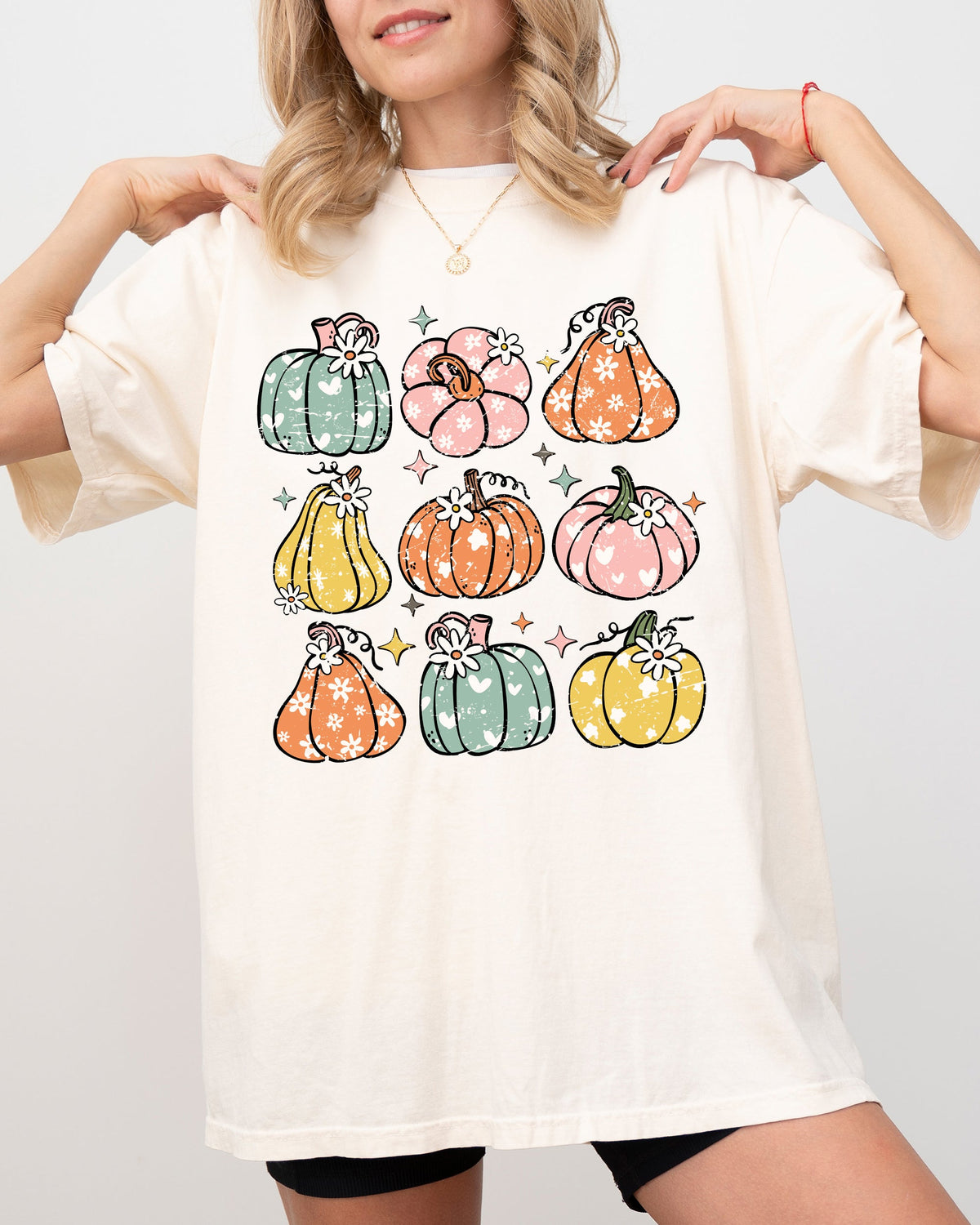 Retro Colorful Floral Pumpkins Halloween Jack-O-Lantern Fall Autumn Comfort Colors Tee