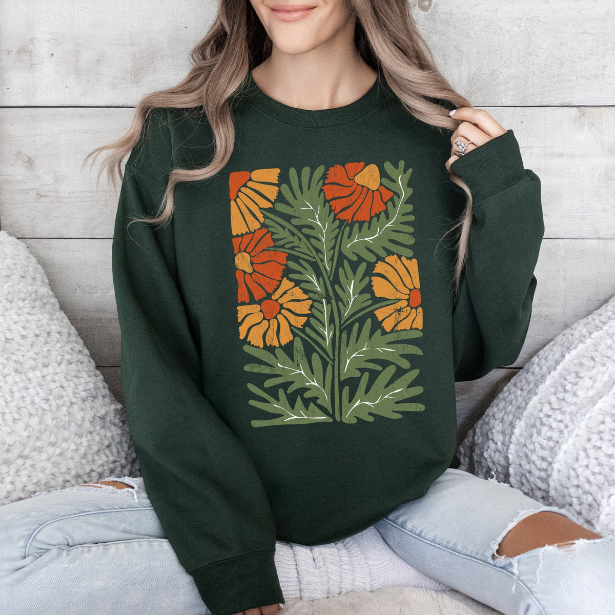 Retro Daisy Design Vintage Floral Garden Theme Botanical Illustration Textured Motif Sweatshirt