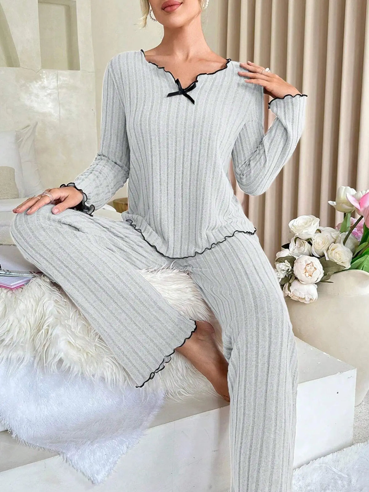 Flannel Warm Sleepwear Women Casual Pajamas Set Long Sleeve T-shirt Top and Trousers Set Homewear Autumn Winter Loungewear