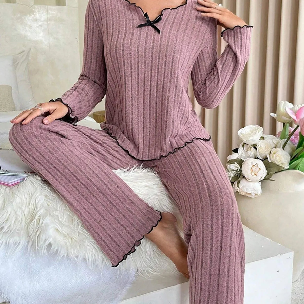 Flannel Warm Sleepwear Women Casual Pajamas Set Long Sleeve T-shirt Top and Trousers Set Homewear Autumn Winter Loungewear