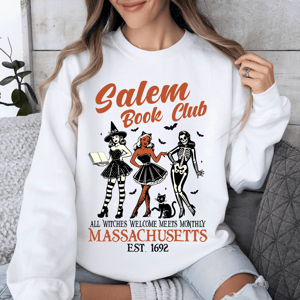 Salem Book Club Est. 1692 Retro Classic Vintage Halloween Reading Books Sweatshirt