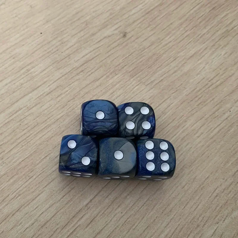 5pcs/set Two Colors Dice Puzzle Board Game Accessory  6 Sided Point Dice Funny Game 16mm
