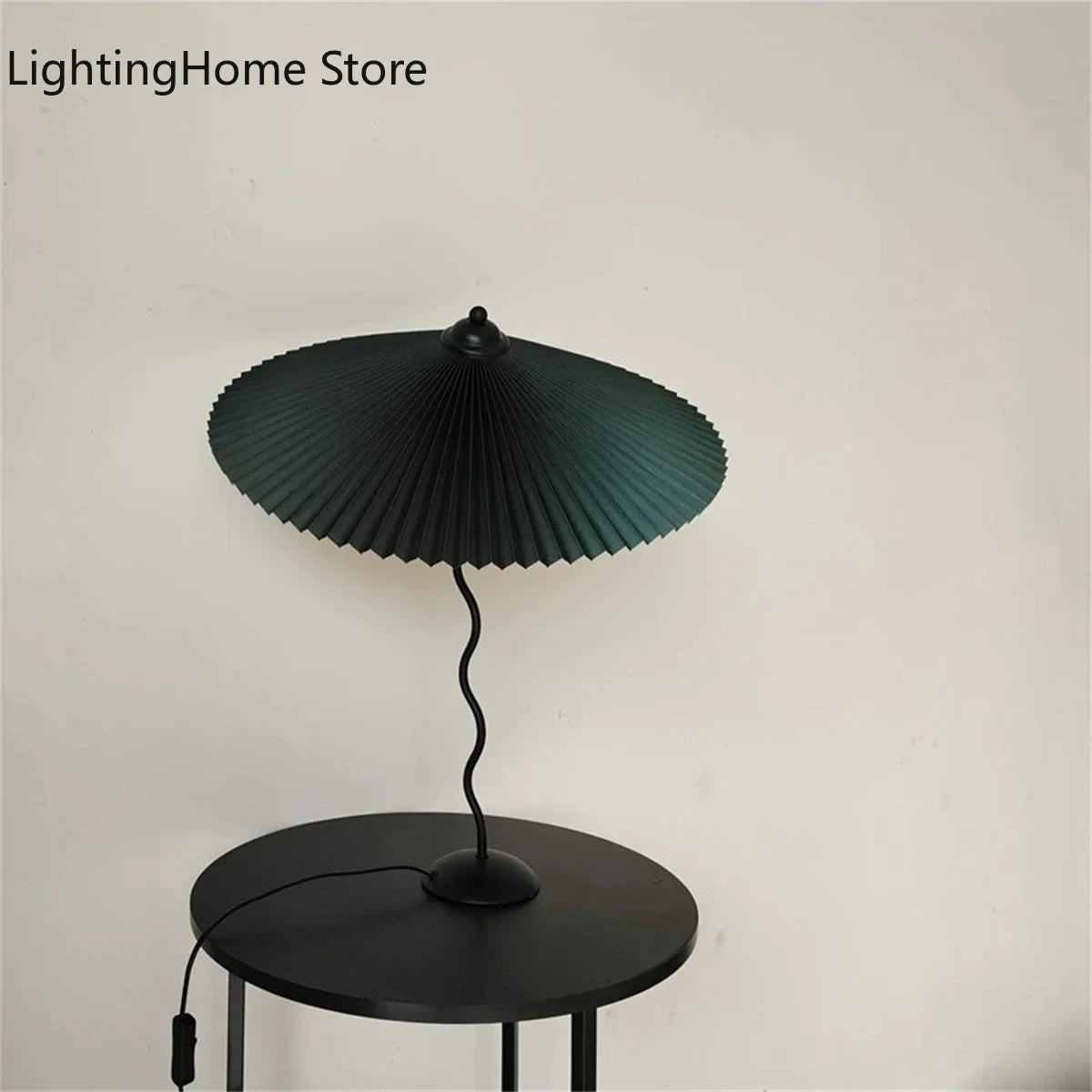 Table Lamp ins Retro Pleated Umbrella Nordic Medieval Korean Master Bedroom Bedside Lamp Swing Iron Art Drop Shipping