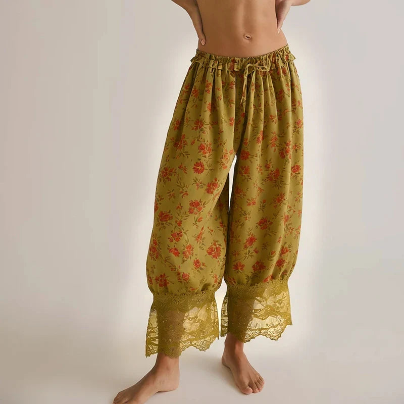 Combhasaki Women's Y2K Loose Fit Bloomers Cropped Pants Drawstring High Waist Floral Lace Patchwork Calf-Length Lantern Trousers