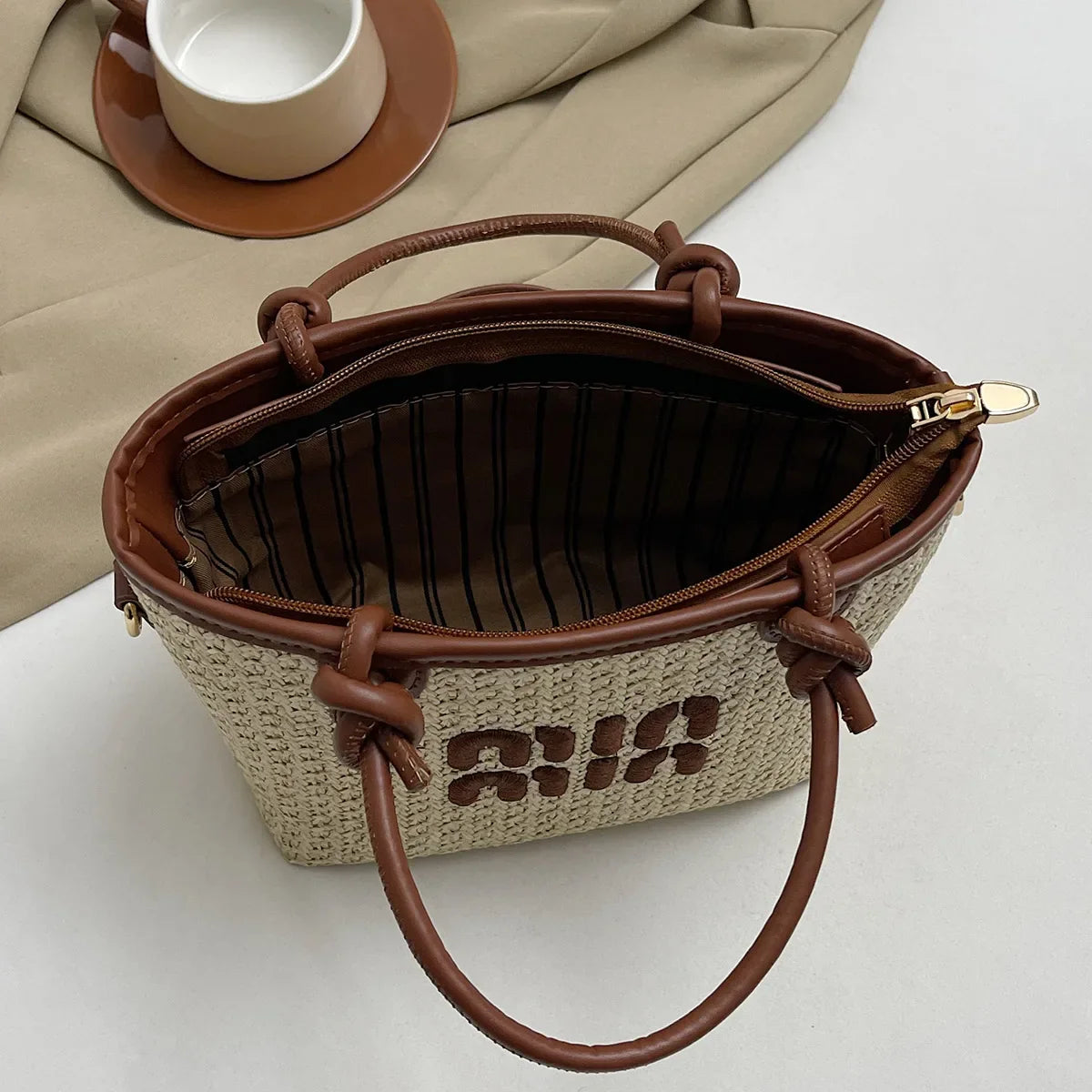 New Summer Beach Grass Woven Bag Women's Handbag Embroidered Thread Fashion Crossbody Bag Women's Unique Design Shoulder Bag