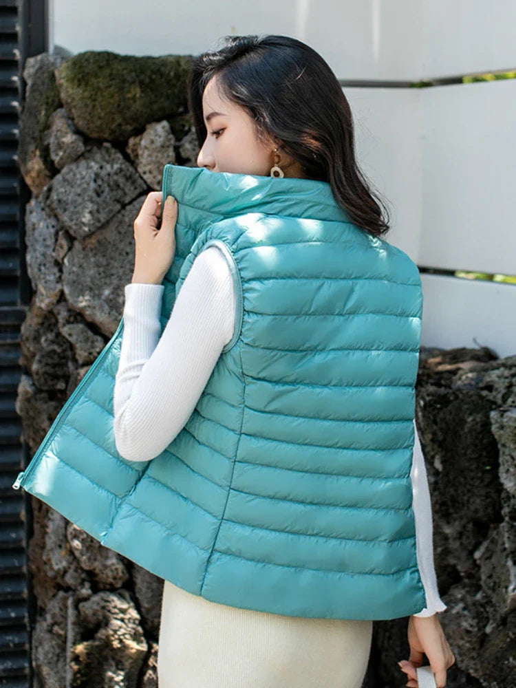Women Vests 2023 New Autumn Winter Ultra Light Duck Down Vest Female Slim Sleeveless Jacket Windproof Warm Puffer Waistcoat