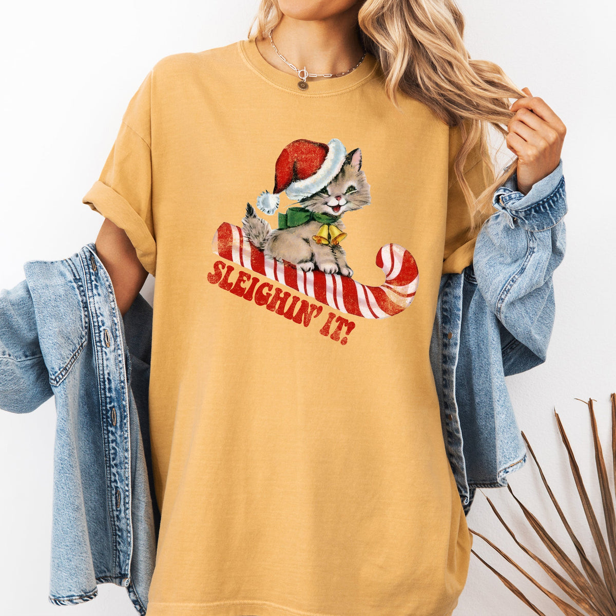 Sleighing It Cute Kitty Cat Christmas Santa Xmas Holiday Cheer Snow Globe Edition Comfort Colors Tee