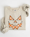 Spooky Jack-O-Lantern Retro Halloween Pumpkin Checkered Graphic Cozy Seasonal Sweatshirt
