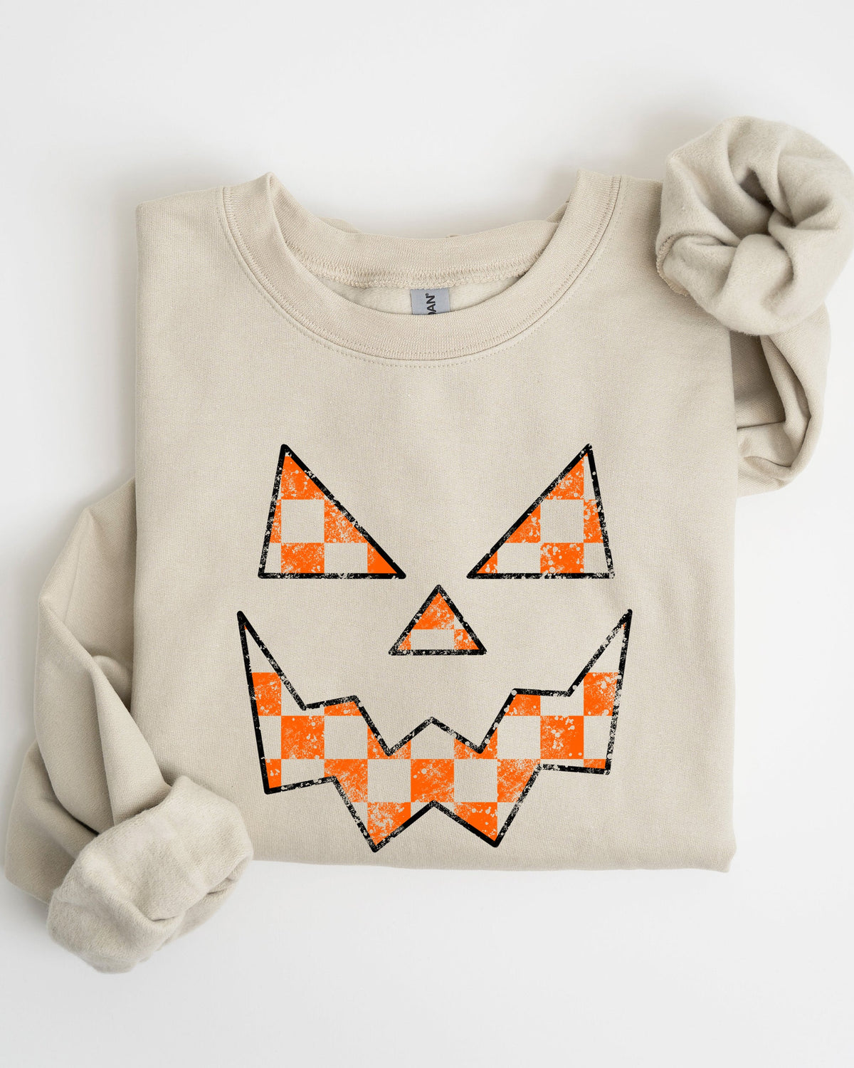 Spooky Jack-O-Lantern Retro Halloween Pumpkin Checkered Graphic Cozy Seasonal Sweatshirt
