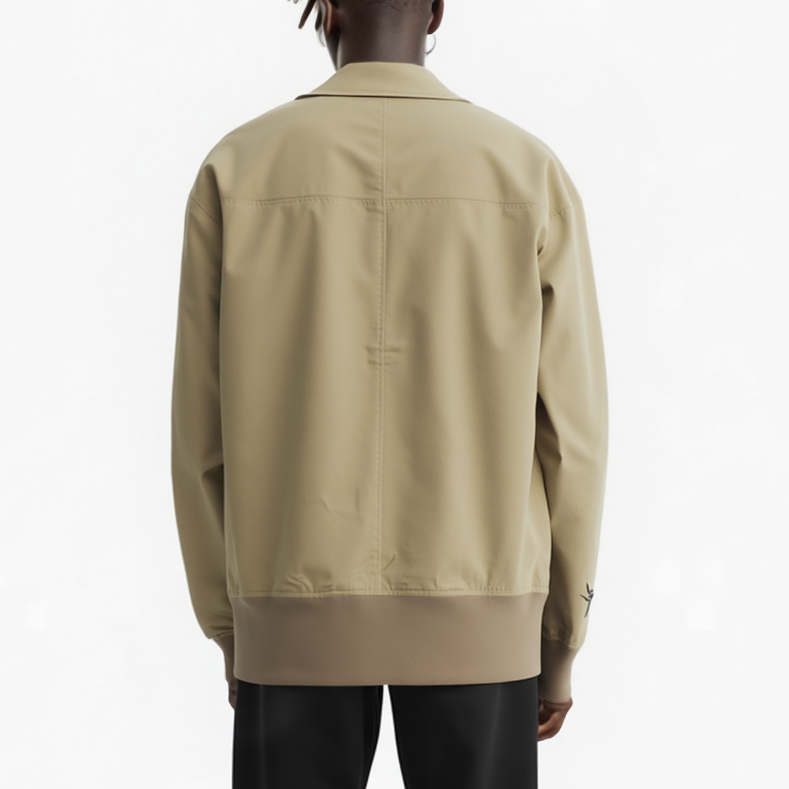 Konus Men's Bellow Flap Pockets jacket in Khaki
