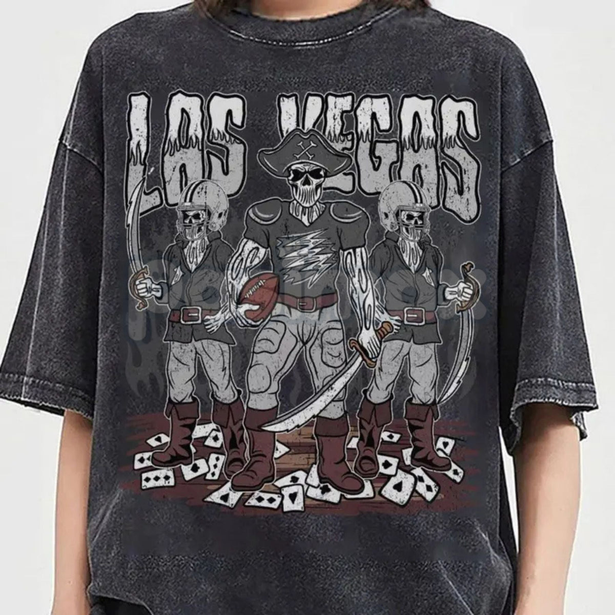Teams Football Skull Vintage Washed T-Shirt – Classic 90s All-Team Graphic Tee, Game Day Style