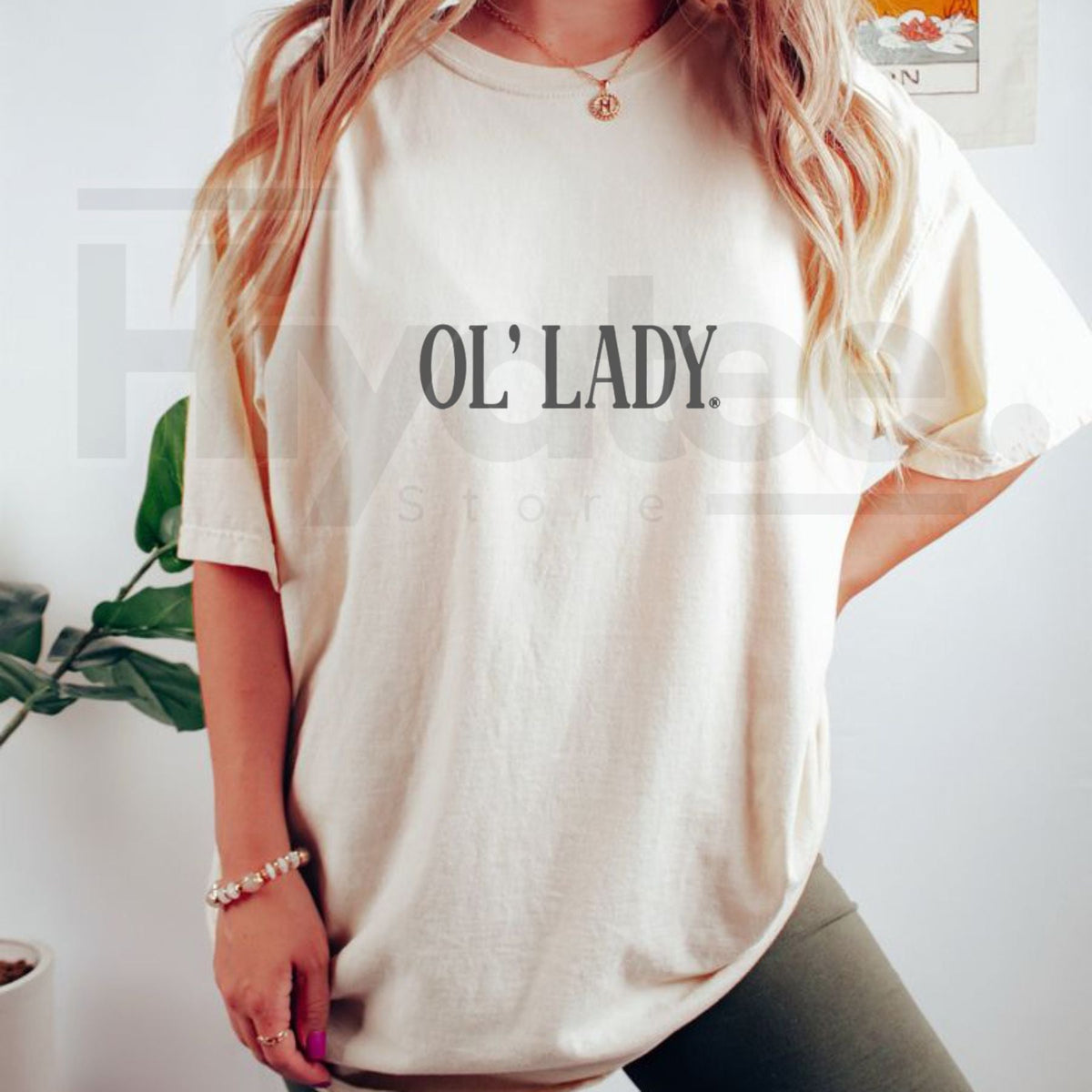 "The Ol' Lady" Funny Wife – Premium Sarcastic Relationship Graphic Top