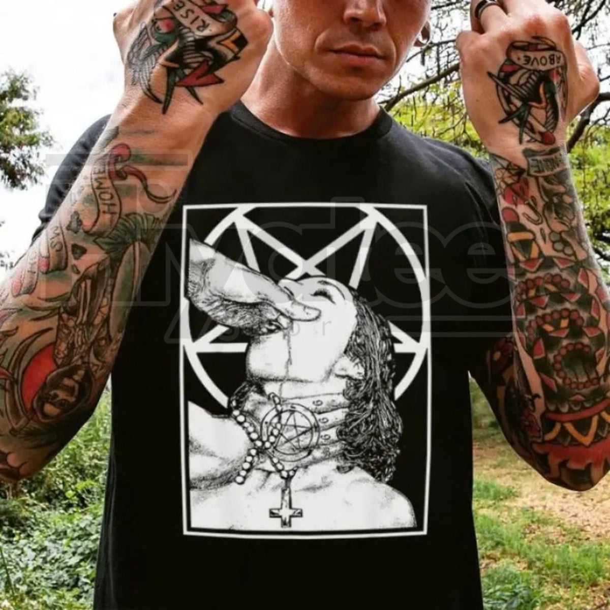 Unholy Nun Naughty Graphic Tee – Edgy Tattoo Streetwear Vintage T-Shirt
