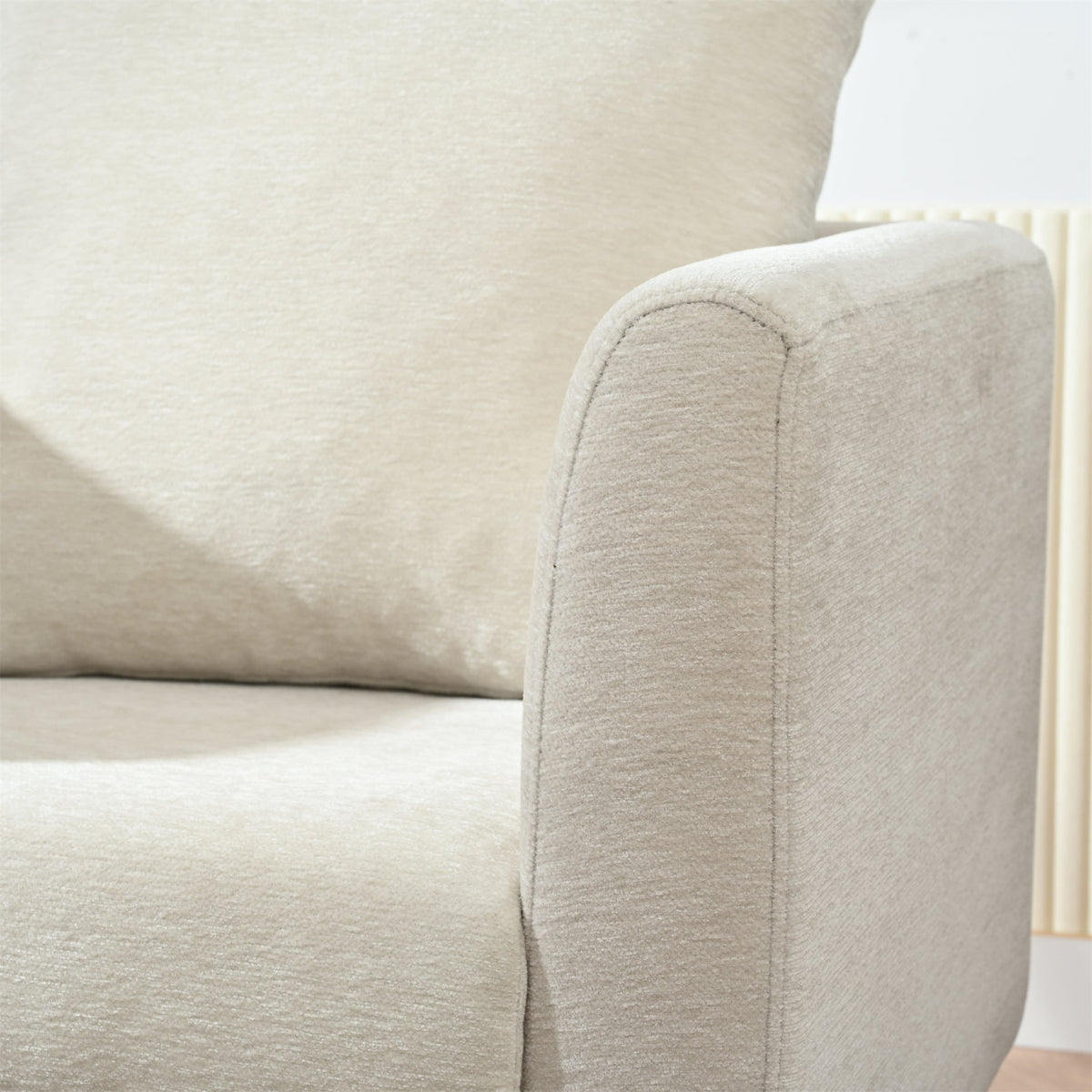 Modern Chenille Accent Chair, Upholstered Armchair for Living Room, Mid Century Fabric Lounge Chair w/Pillow, Comfortable Reading Chair with Wood Legs for Living Room, Bedroom, Reception Room (Beige)