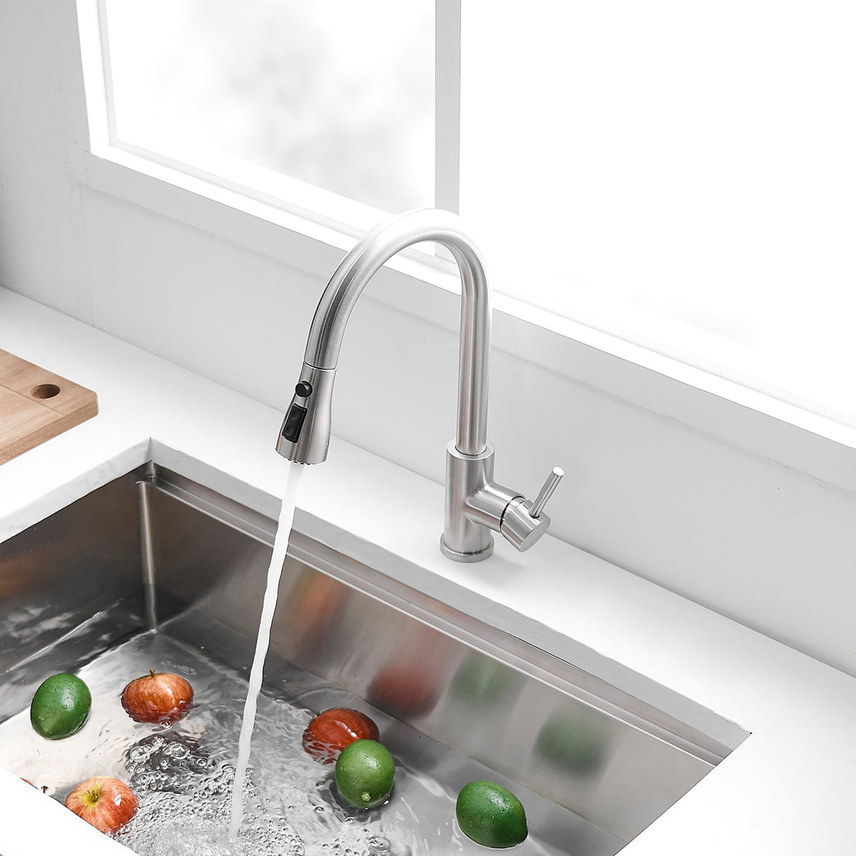 Kitchen Sink Faucet, Brushed Nickel Kitchen Faucets with Pull out Sprayer Stainless Steel Kitchen Faucet