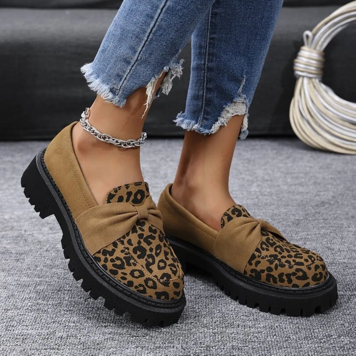 Bow Leopard Round Toe Loafers