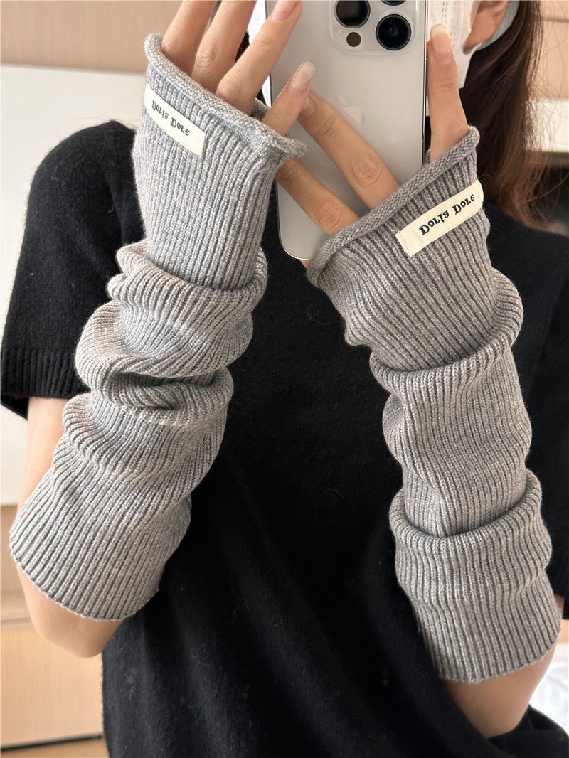 ‌Cascading Knit Sleeve Covers Cozy Elegance for Layered Style (MAC312)
