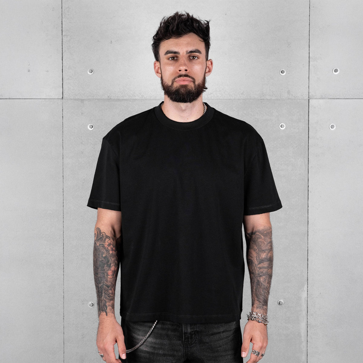 Commons Blank Star Embroidered Tee Jet Black
