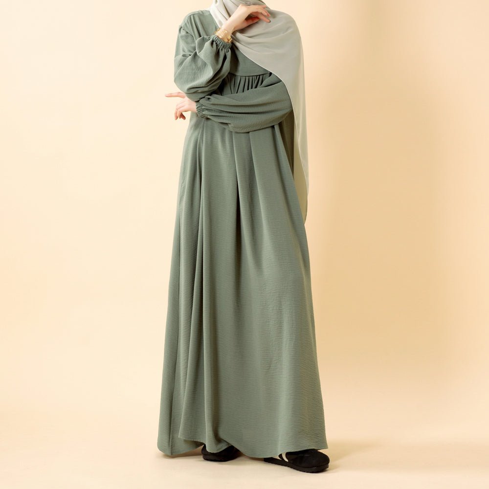 Crepe Abaya with Secure Pockets for Umrah (MA386)