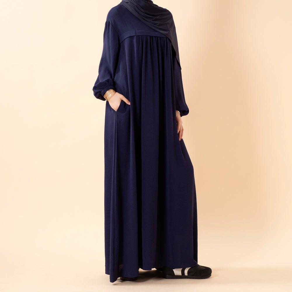 Crepe Abaya with Secure Pockets for Umrah (MA386)