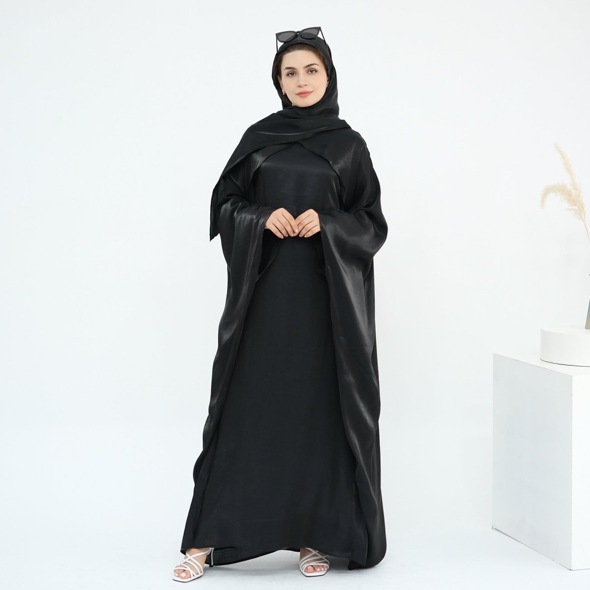 Elegant Shimmer Batwing Abaya Set with Hijab | Two-Piece Pullover Style Layered Look(MA315)