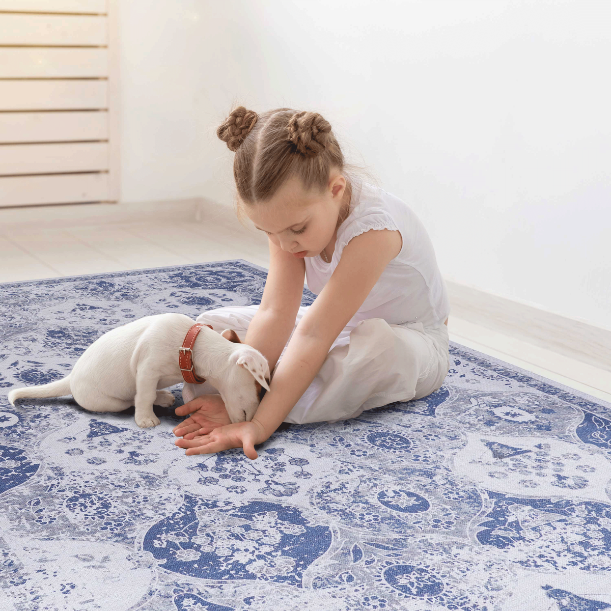 NAAR MAVAL Blue Washable Rug 5x8 Area Rug (Blue, 5' x 8')