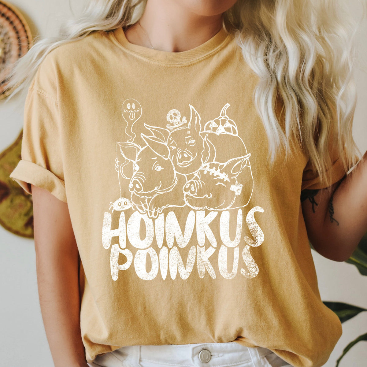 Hoinkus Poinkus Retro Halloween Nostalgic Spooky Graphic Parade Edition Comfort Colors Tee