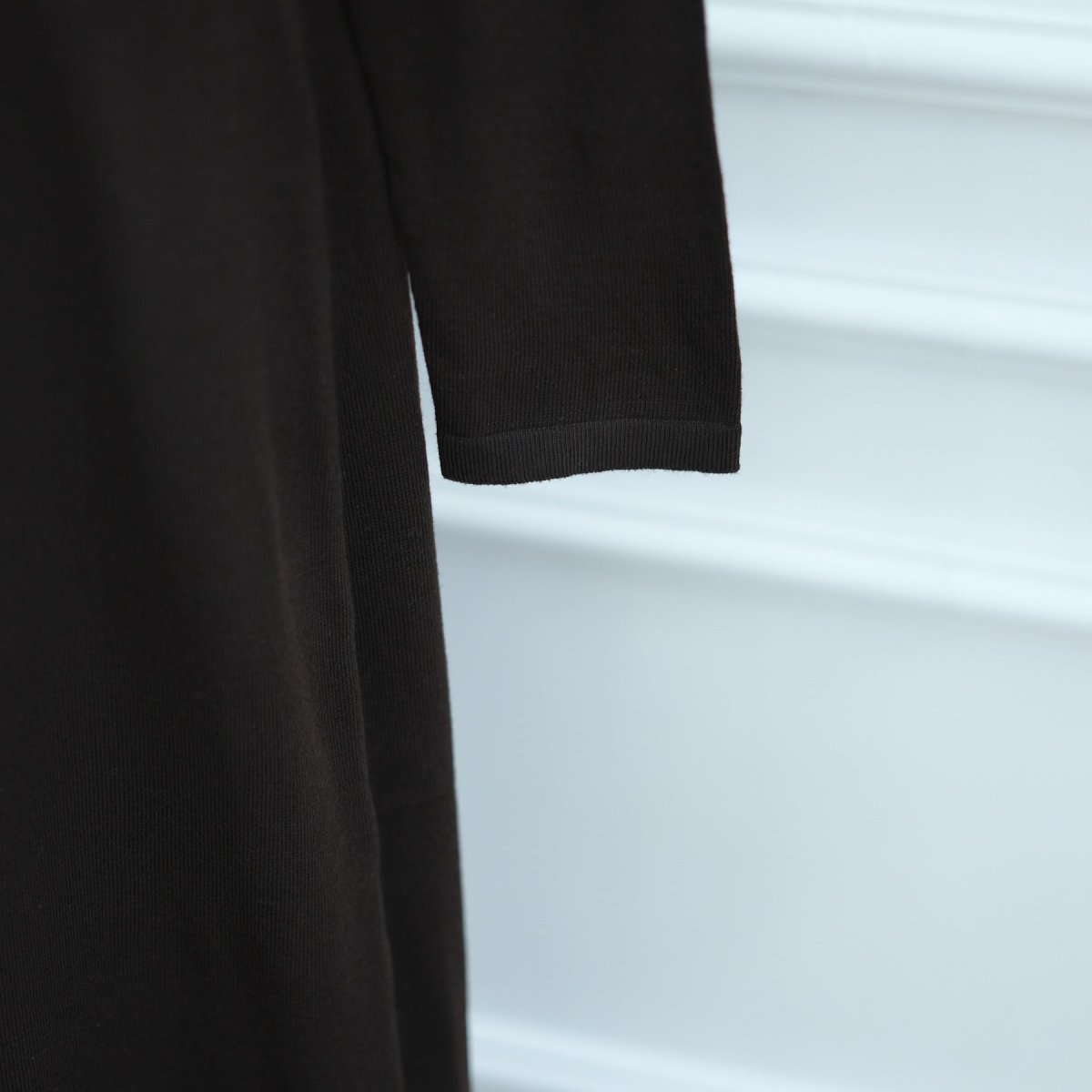 Hollow-Out Knit Open Abaya Cardigan with Waist Belt(MOA315)