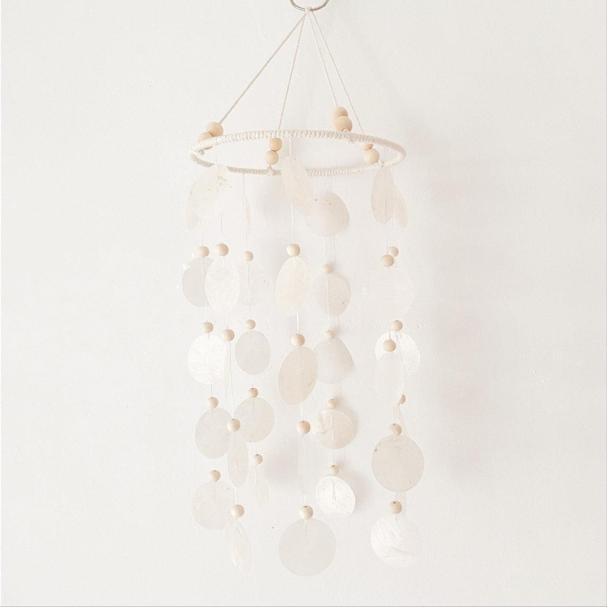 Korean Style Home Shell Melodious Sound Wind Chime Room Decoration Ornaments Nordic Hanging Wind Bells Wall Pendant For Home Office Kids Room Nursery Decor Gifts Photography Hanging Wind Chimes
