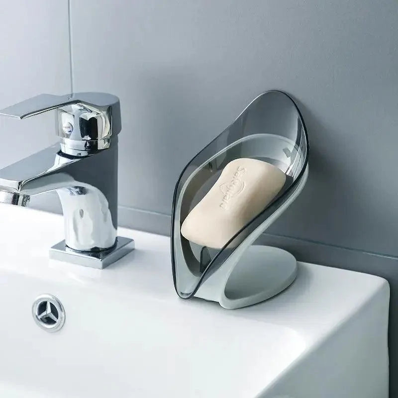 Leaf Shape Soap Box Creative Drain Soap Holder Bathroom Soap Holder Free Perforated Soap Dish For Bathroom Suction Cup Soap Dish Soap Dish with Draining Tray Soap Holder Saver for Shower Bathroom Keep Soap Bars Dry Clean