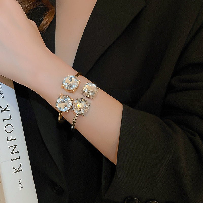 Luxury Minimalist Glossy High-grade Shiny Bracelets -   Simple Temperament Cold-Tone Bangles (MAC242)