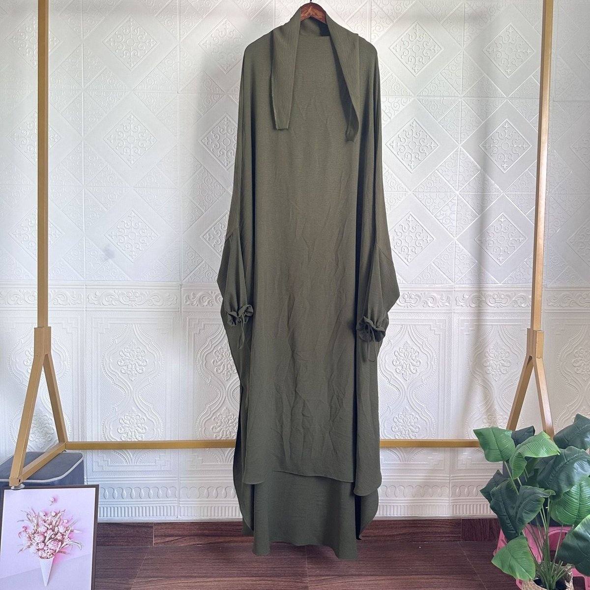 Solid Color Jilbab with Pockets (MJ016)