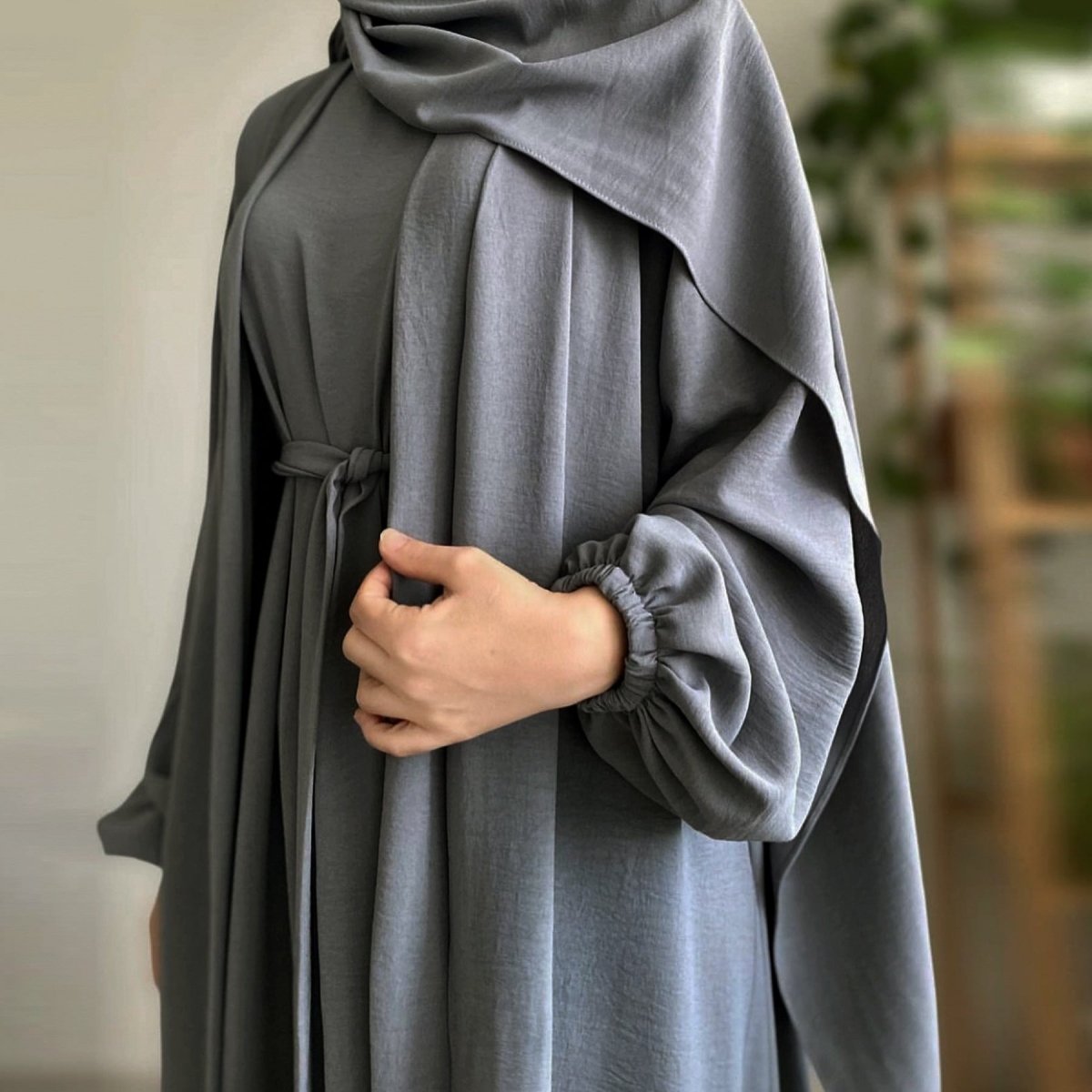 Solid Color Elegant Open Abaya with Pockets | 3-Piece Set Open Abaya (MOA092)
