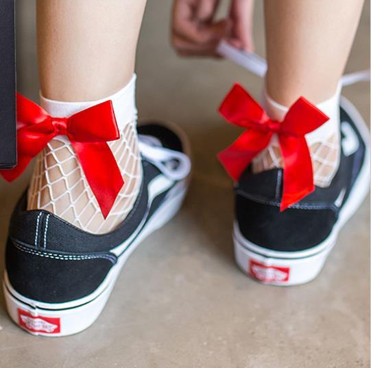 New Fashion Women Black Mesh Short Ankle Socks Girls Fishnet Socks With Cute Bow Ladies Socks in 6 Colors Outdoor Stylish Socks For Women