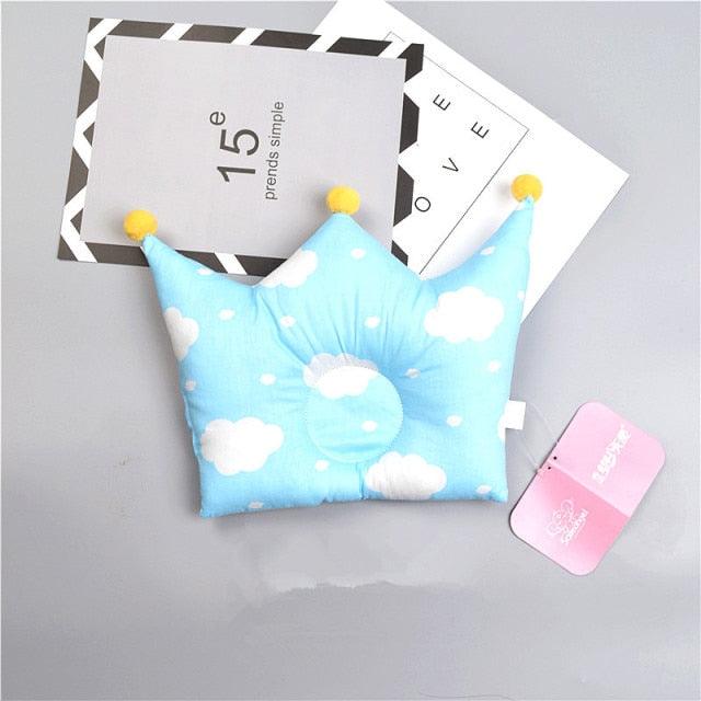 Newborn Baby Shaping Pillow Cute Crown Shape Backrest Cushion Anti-head Correction Bed Neck Support Pillows Baby Pillow Baby Bedding Air Mesh Organic Cotton Soft Baby Pillow Newborn Anti Flat Head Syndrome for Crib Cot Baby Pillow