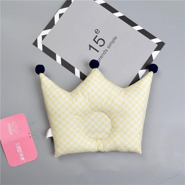 Newborn Baby Shaping Pillow Cute Crown Shape Backrest Cushion Anti-head Correction Bed Neck Support Pillows Baby Pillow Baby Bedding Air Mesh Organic Cotton Soft Baby Pillow Newborn Anti Flat Head Syndrome for Crib Cot Baby Pillow