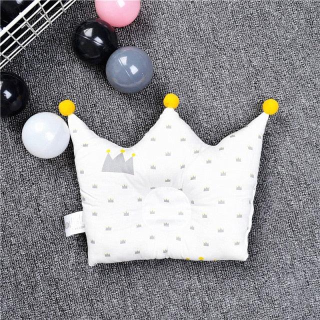 Newborn Baby Shaping Pillow Cute Crown Shape Backrest Cushion Anti-head Correction Bed Neck Support Pillows Baby Pillow Baby Bedding Air Mesh Organic Cotton Soft Baby Pillow Newborn Anti Flat Head Syndrome for Crib Cot Baby Pillow
