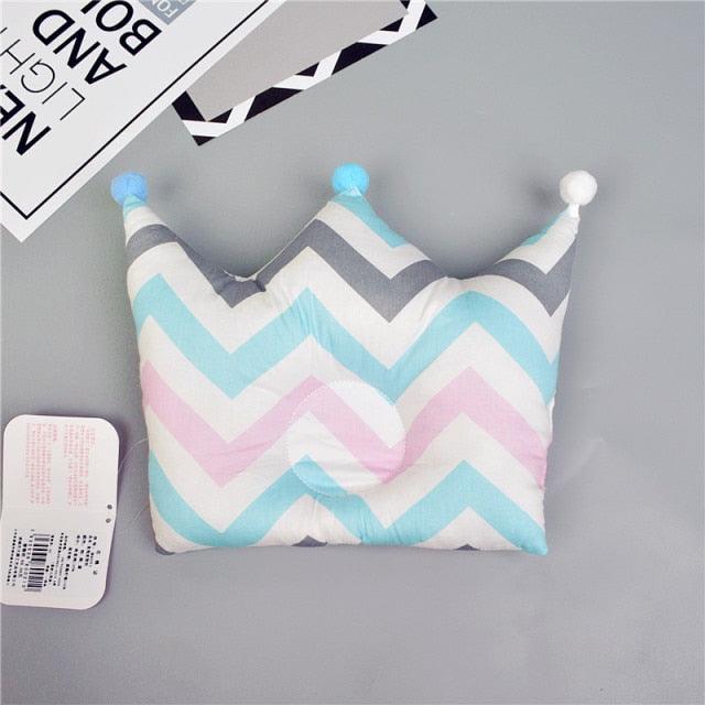 Newborn Baby Shaping Pillow Cute Crown Shape Backrest Cushion Anti-head Correction Bed Neck Support Pillows Baby Pillow Baby Bedding Air Mesh Organic Cotton Soft Baby Pillow Newborn Anti Flat Head Syndrome for Crib Cot Baby Pillow