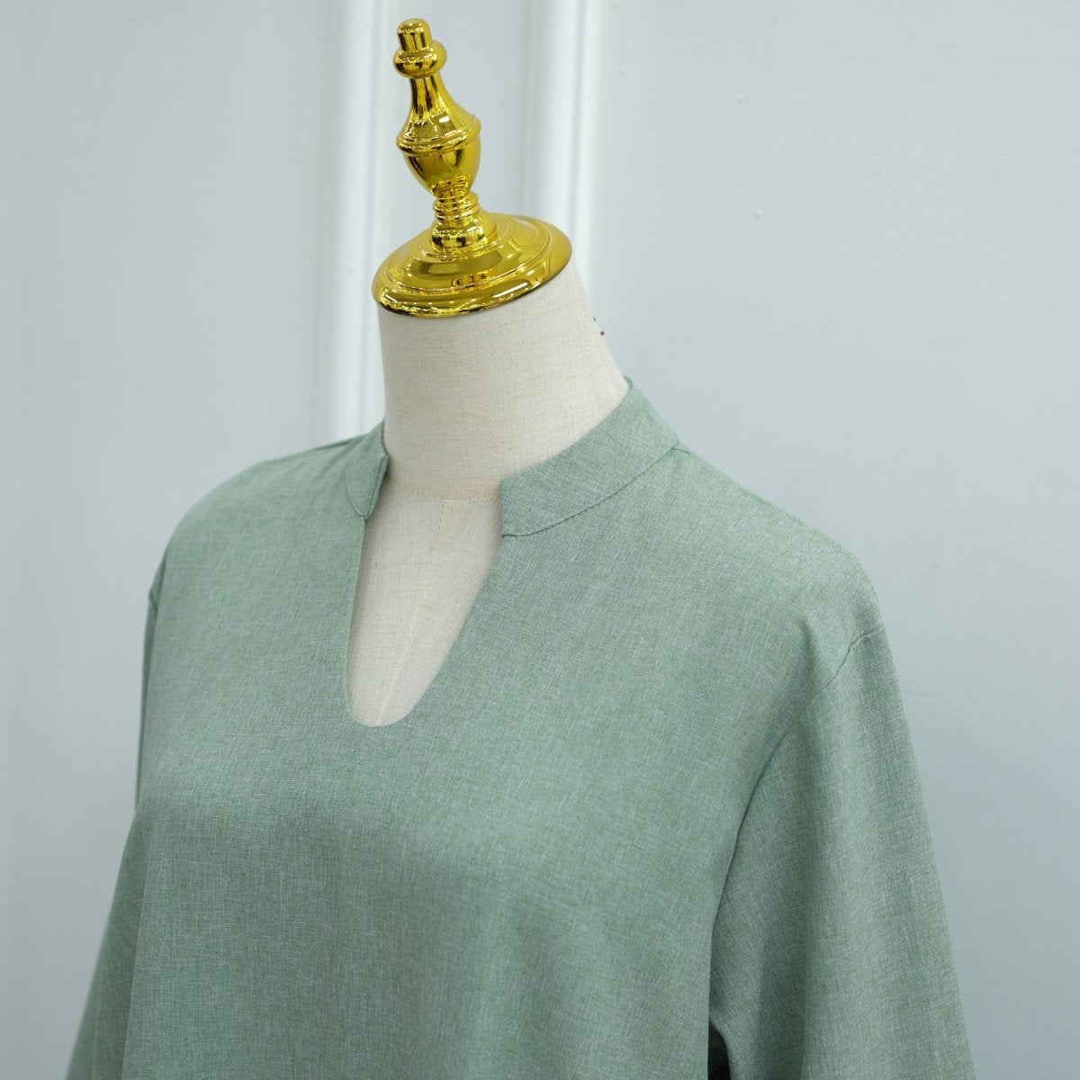 Oversized V-Neck Abaya with Pockets | Solid Color Maxi Dress with Wide Cuffs(MA331)