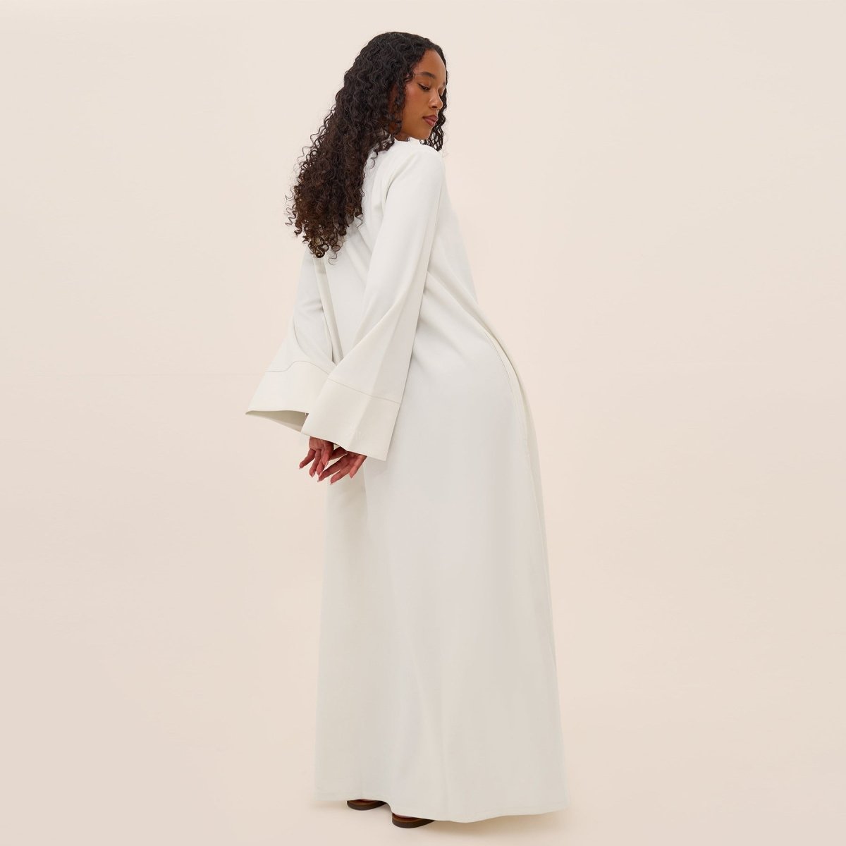 Oversized V-Neck Abaya with Pockets | Solid Color Maxi Dress with Wide Cuffs(MA331)