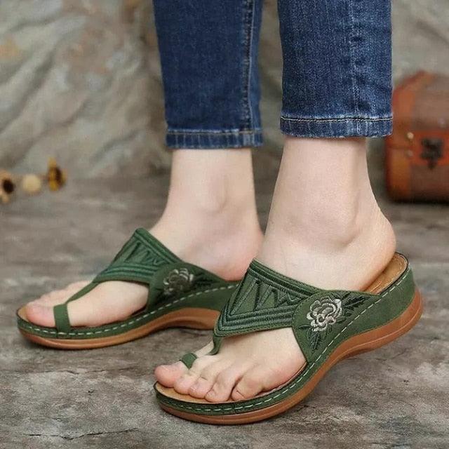 Retro Summer Women's Shoes Vintage Thick Heel Womens Sandals Lightweight Shoes For Women Open Toe Sandals Beach Flats Flip Flops Cross-Band Summer Hollow Out Flower Sandals