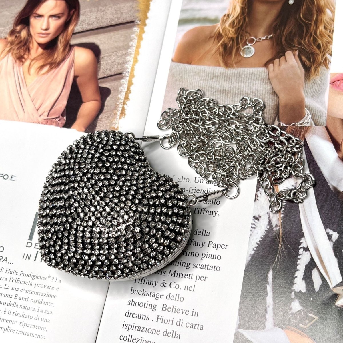 Sparkling Heart-Shaped Crossbody Bag Everyday Glam Diamond-Studded Mini Purse (MAC279)