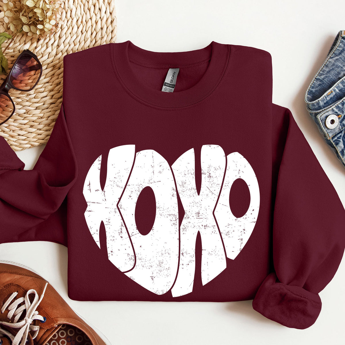 Retro XOXO Heart Vintage Valentines Day Nostalgic Love Edition Cozy Fleece Sweatshirt